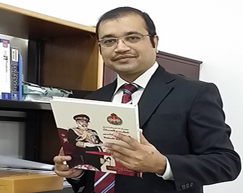 Tariq Umar (352X280px)