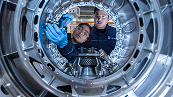 Survey reveals higher salaries for professionally registered engineers