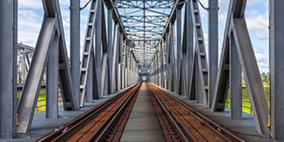 photo of a railway bridge